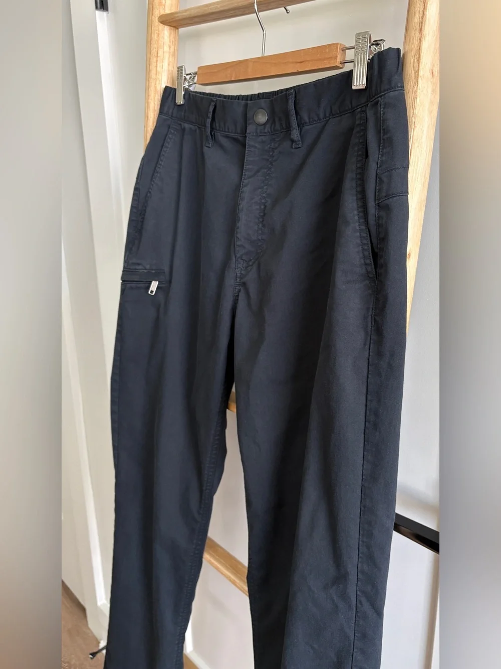 J. Crew Men’s 32x32 Tech Pants in Navy